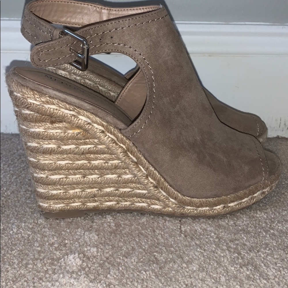 Never worn wedges.